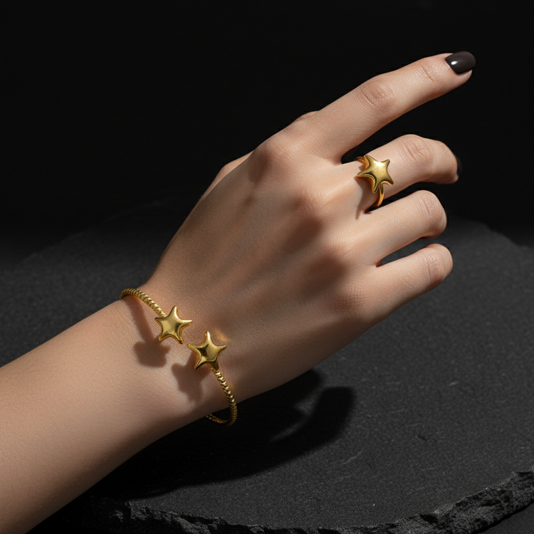 Hands modeling star ring and bracelet